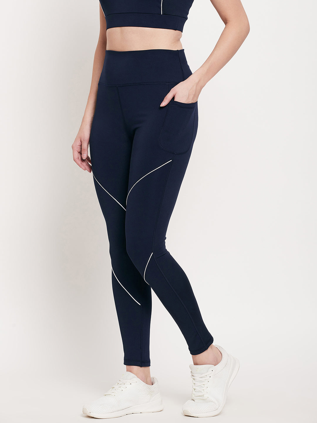 Women Navy & white Slim Fit Rapid-Dry Antimicrobial legging