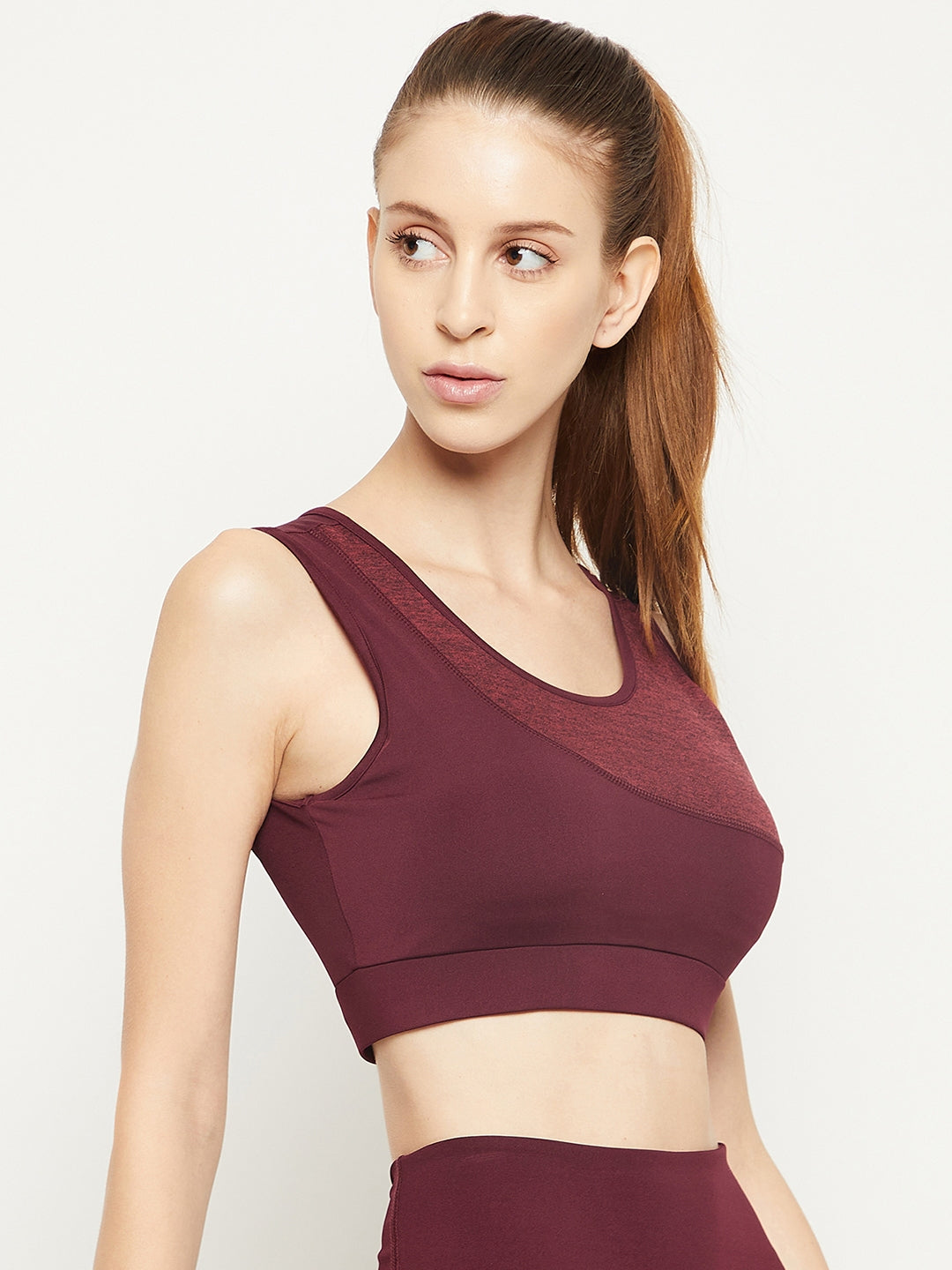 Runner's Sports Bra in Red