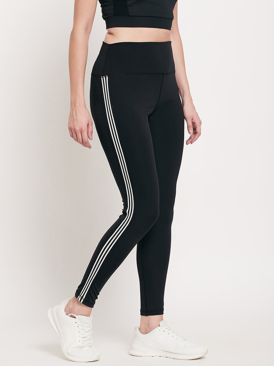 Women Black and White Line Slim Fit Rapid-Dry Antimicrobial Legging